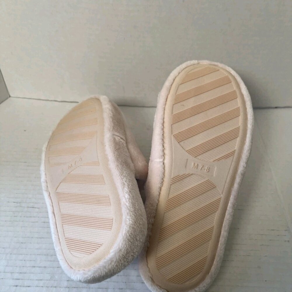 Dakota Pink Plush Slippers Womens Size 7-8 Cozy Fleece Slip On NEW - Picture 6 of 11